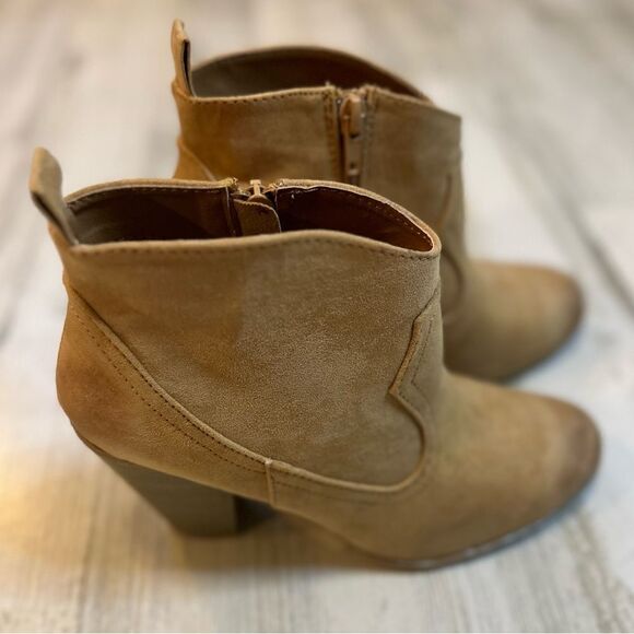 NWT Qupid Western Style Bootie - Picture 6 of 8